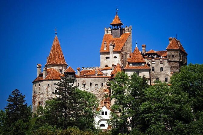 2-Day Private Tour of Transylvania from Bucharest - Rope Street and Catherine’s Gate: Quick Walks, Great Photos