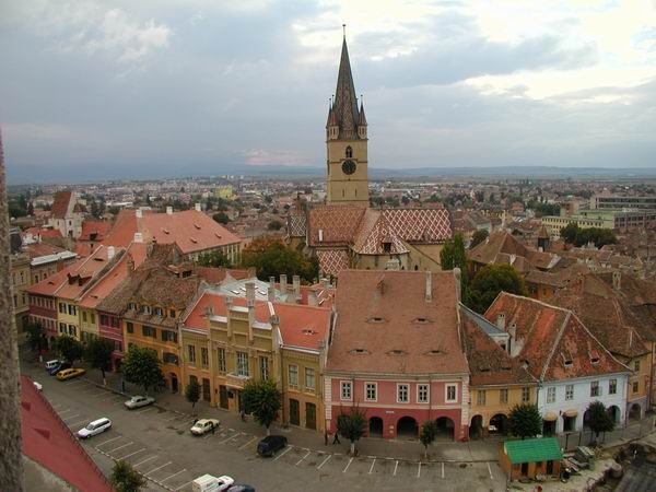 3-Day Medieval Transylvania Package Tour - Day 1: Curtea de Argeș, Cozia Monastery, and Sibiu’s Old Town