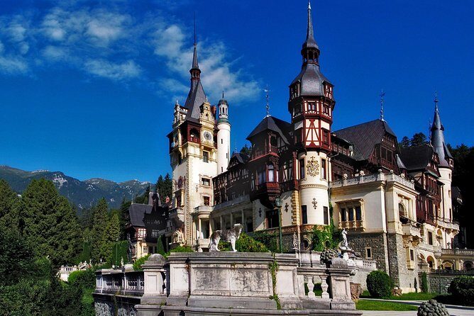 3-Day Transylvania Tour with Dracula's Castle - Day three: Bran Castle as Dracula’s Castle, but also a real border fort