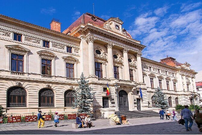 3-Days in Bucharest: Smart Audio Guide with Travel Instructions - Day 3: Old Monastery Style, Carturești Books, and Calea Victoriei at Walking Speed