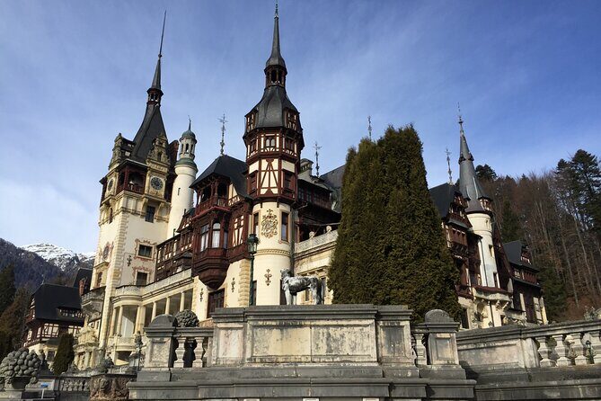 4-Day Private Tour: Bucharest to Budapest via Transylvania - Day 1: From Bucharest to Peleș and Bran, then settling in Brașov