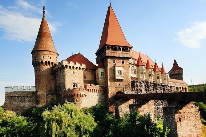 4-Day Transylvania and Dracula Tour from Bucharest - Day 4 Bran Castle, Peles Castle, and Snagov Monastery by the Lake