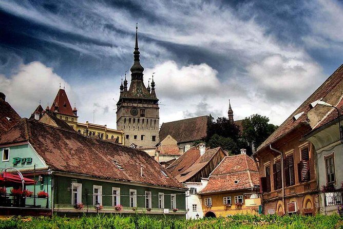 4-Day Transylvania and Dracula Tour from Bucharest - How the Small-Group Format Works (Guides, pace, and comfort)