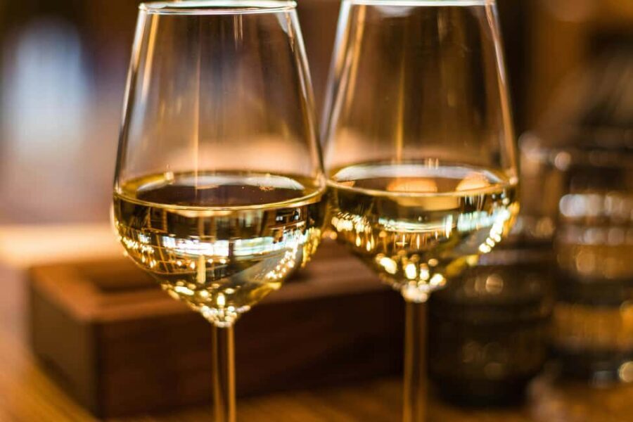4 Wines Tasting and 3-Dish Dinner, incl. Certified Sommelier - The 3-dish dinner pairing: food that follows the wine, not the other way around