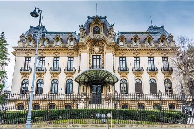 4h Bucharest Panoramic Tour by Car with stops - Should You Book This Bucharest Panoramic Tour?