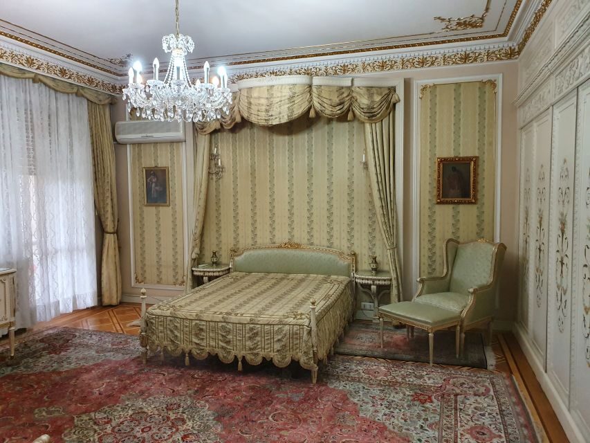 6h Communism Tour in Bucharest with Ceausescu Mansion - Who should book this communism tour (and who might not)