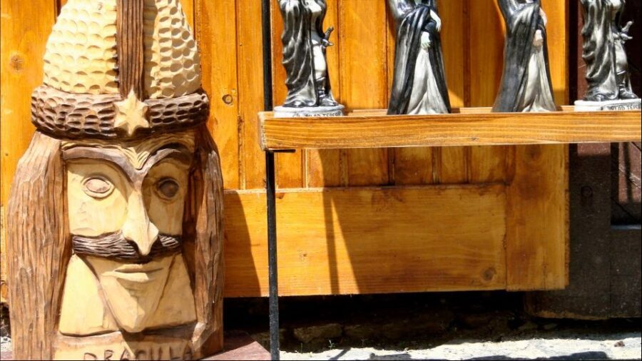 7h Dracula's Castle Private Tour from Bucharest - Fast Tour - Should you book this 7-hour private Dracula and Sinaia day trip?