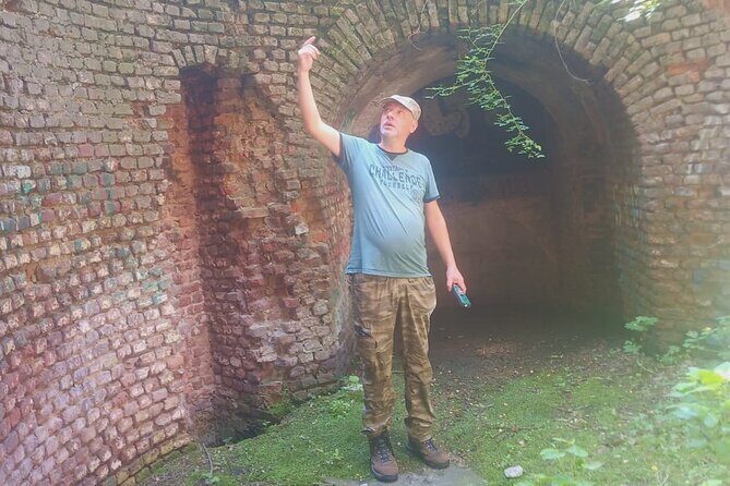 Abandoned Fortifications to History and Mystery of Bucharest - 3 hours on the clock: what your day plan actually looks like