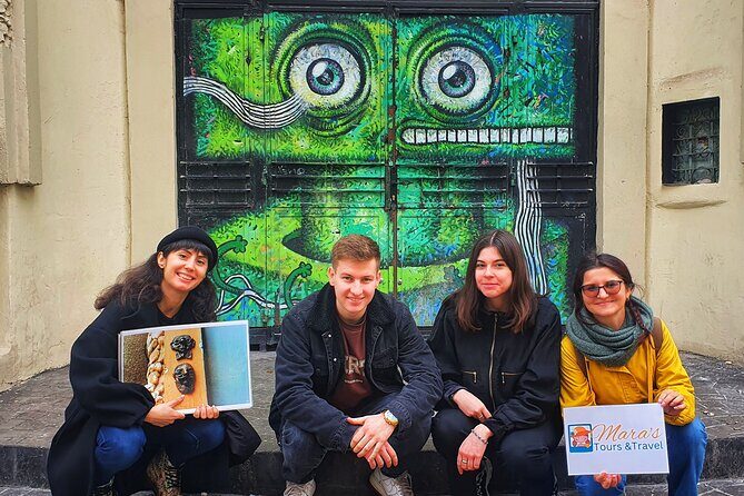 Alternative Bucharest: 2.5-3 Hours Walking tour (Small groups) - Stop-by-stop: 8 mural moments from Izvor Park to Food Hood