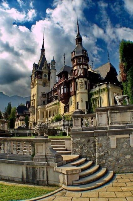 Brasov: Bran, Peles and Cantacuzino Castles Day Tour - Key points before you go
