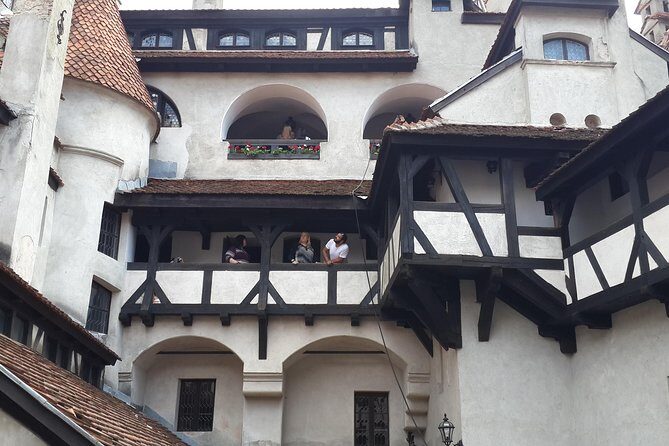 Brasov: Peles Castle, Bran Castles and Rasnov Fortress Day Tour - Timing, Walking, and How to Make the Day Feel Easy