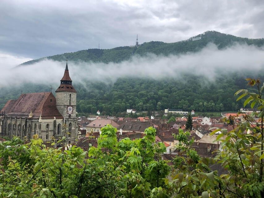 Brașov Top Craft Beer & Secret Bars Tour with Local Guide - Craft Beer Tasting: Two Local Beers and How to Use the Moment
