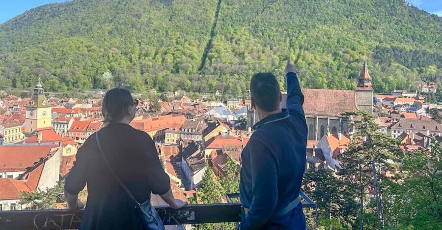 Brasov: Walking Tour of the Old Town & Photo Hotspots - Key things I’d watch for