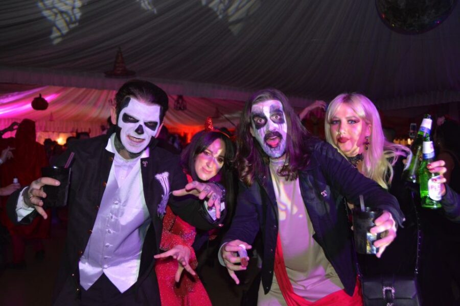 Bucharest: 3-Day Transylvania Halloween Tour - Sleep, meals, and the rhythm of the weekend (what’s actually included)