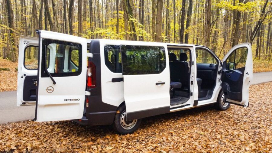 Bucharest 3–Hour Private City Tour - Palace of the Parliament: planned photo time at the House of the People