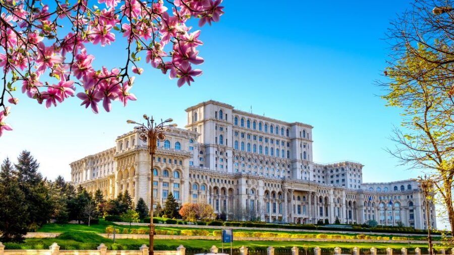 Bucharest: 4-Hour Walking Food Tour in the Old Town - Romanian Pies Kick Things Off the Right Way