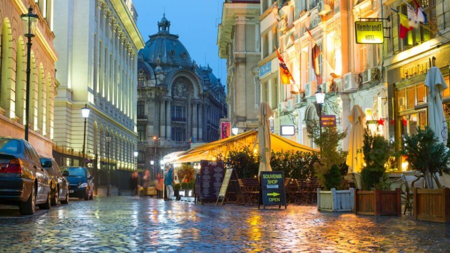 Bucharest: 4-Hour Walking Food Tour in the Old Town - Lipscani Street and Old Town Landmarks: Food With Place Context