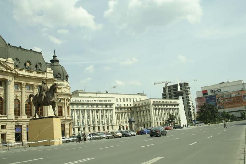 Bucharest: 4h Panoramic Private Tour by Car with Photo Stops - Old Town Bucharest: a final guided walk for atmosphere and photos