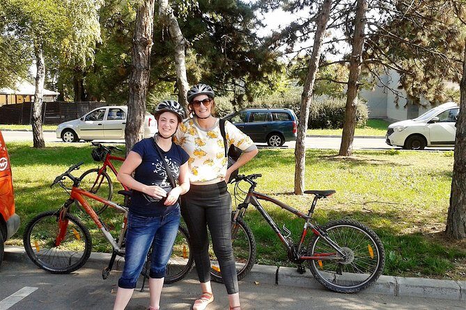 Bucharest by bike - The big advantage: you cover ground without losing the story