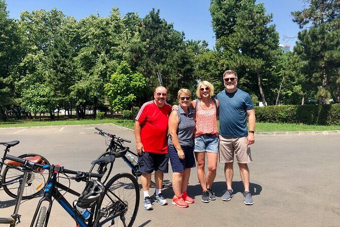 Bucharest by bike - Royal symbols and the architectural push-pull between eras
