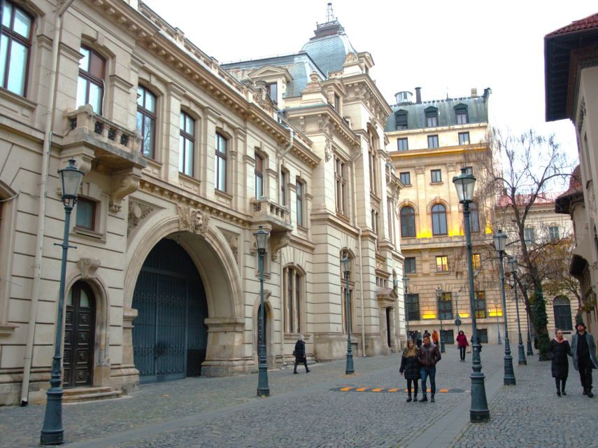 Bucharest by car - full day 'stop and visit' experience - Victory Square, Triumphal Arch, and the City’s Grand Middle