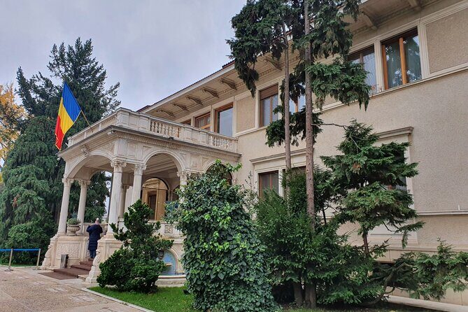 Bucharest City Tour 4 hours - Private Tour - Free Pick up and Drop off - Calea Victoriei: Victory Avenue’s royal vs. communist contradictions