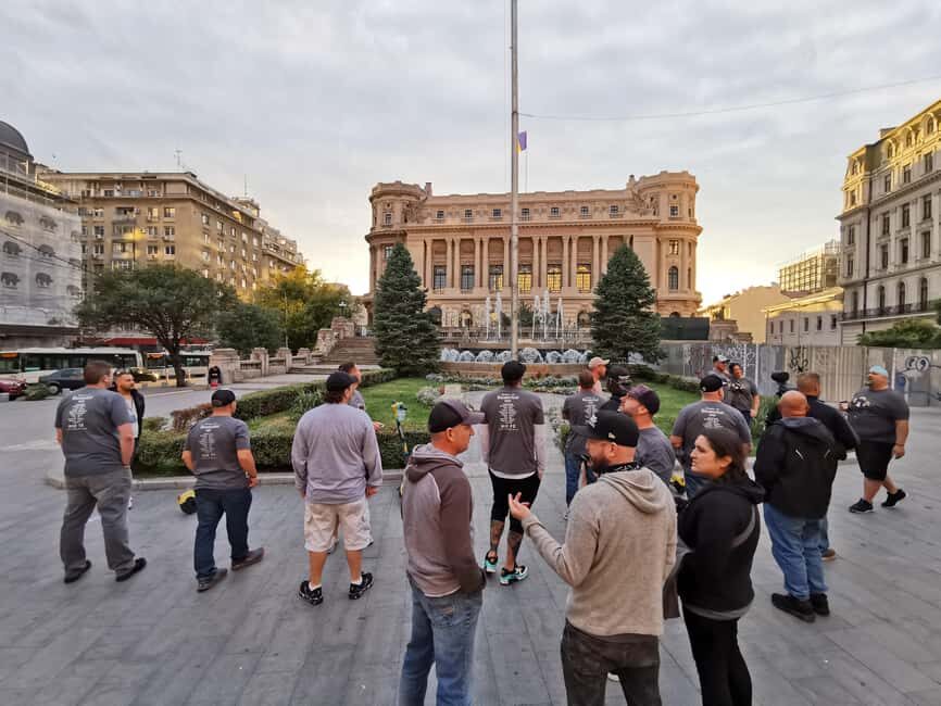 Bucharest city tour: Hop-on Hop-off sightseeing minibus - The 18:00 slot: when it becomes a straight panoramic tour
