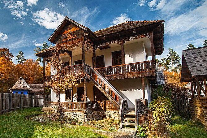 Bucharest City Tour: Private Guided Experience - Transportation Comfort: Air-Conditioned Is Great, But Confirm the Fit
