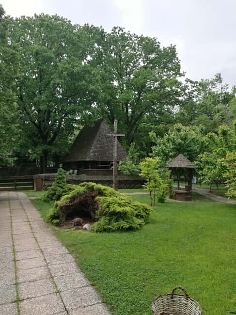 Bucharest city tour: Village Museum visit & Panormaic tour - The Panoramic Drive: Getting Oriented Without Stress