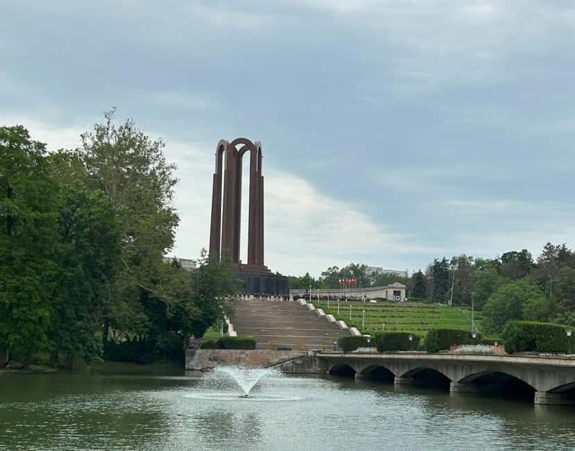 Bucharest: Contrasts of Communism - Small Group Walking Tour - Key things that make this tour worth your time