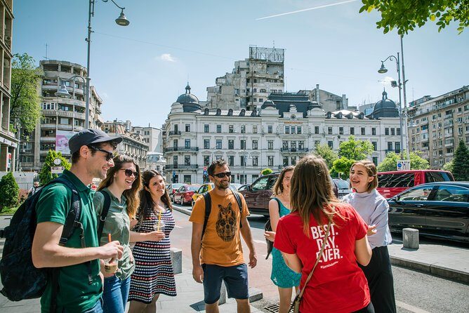 Bucharest Discovery morning tour - Calea Victoriei and Victory Street: the Little Paris feeling