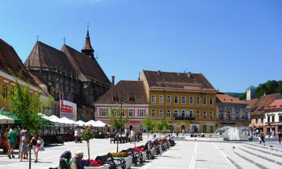 Bucharest: Dracula's Castle, Peles Castle, & Brasov Old Town - Tickets, Lunch, and Money Tips (Bring Cash)