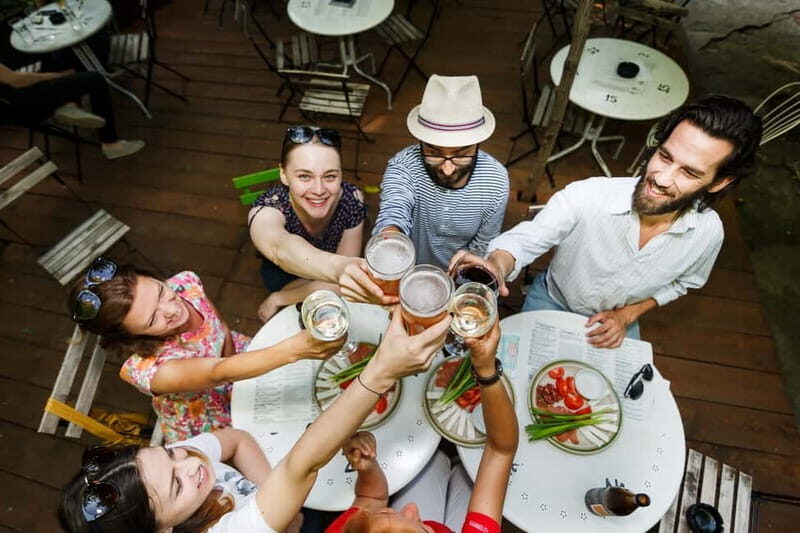 Bucharest: Hidden Markets Walking Tour with Tastings - Biserica Batiștei and Strada Batiștei: Old American Embarrassment Meets Local Strolls