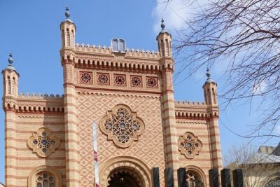 Bucharest Jewish Heritage Private Walking Tour - Jewish Museum Bucharest: why 30 minutes changes how you see the streets