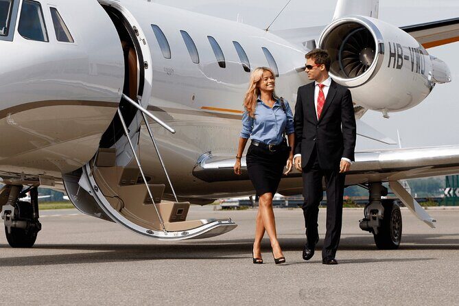 Bucharest Luxury Airport Transfer with Minivan and Business Cars - Timing and Flight Delays: The Real Value of “Monitored Flights”