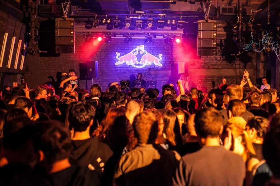 Bucharest: Night Life Tour - A former bank-vault bar in Bucharest sets the tone fast