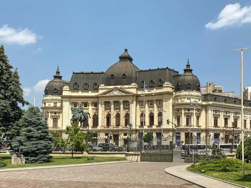 Bucharest: Old Town & Historical Landmark Guided Tour - Old Town Bucharest: cobblestones, cafés, and the comfort of a short stroll