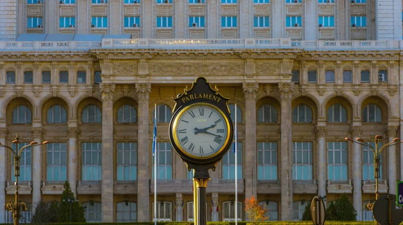 Bucharest: Old Town & Historical Landmark Guided Tour - Macca-Vilacrosse Passage and CEC Palace: the arcade moment and a stylish break