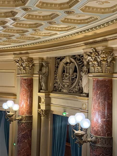Bucharest: Romanian Athenaeum Guided Tour - Inside the circular vestibule: marble, light, and the acoustics clue
