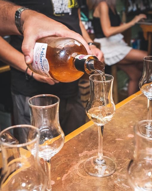 Bucharest: Romanian Spirits Tasting Experience at Corks - Corks and the first taste: what the 1.5 hours feels like