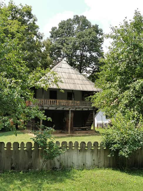 Bucharest short tour Hop-on hop-off format live tourguide - Price and value: what $55 buys you (and what costs extra)