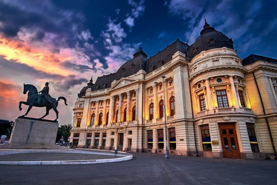 Bucharest & Surroundings: Half Day Tour - Military Academy and the Grand Drive-By Circuit