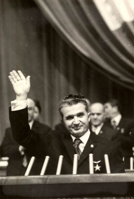 Bucharest: The "Last Days of Communism" Tour - Who should book this tour, and who might want a different plan