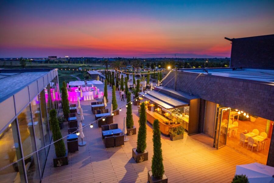 Bucharest: Therme Bucharest Entry Ticket and Transfer - Pools, saunas, slides, and the botanical garden: what’s actually included