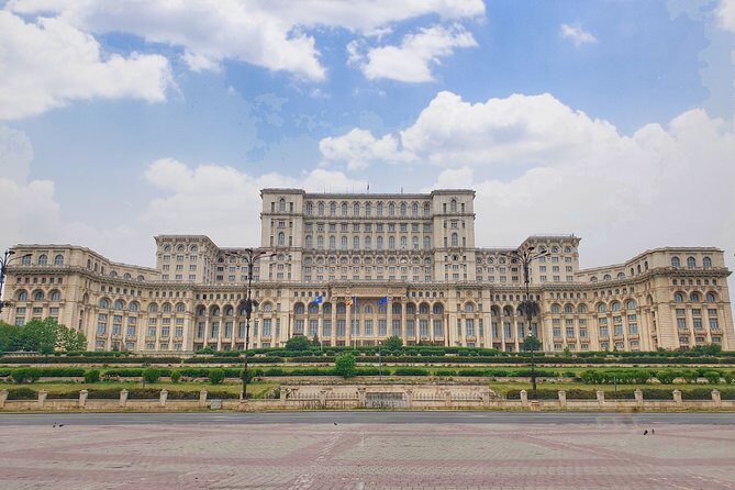 Bucharest's Most Popular - Panoramic Express PrivateTour - Guide Tempo, Rain, and Getting Oriented Fast