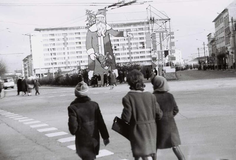 Cluj-Napoca: Communist Era Walking Tour - Why Cluj-Napoca’s Communist past is easiest to understand on foot