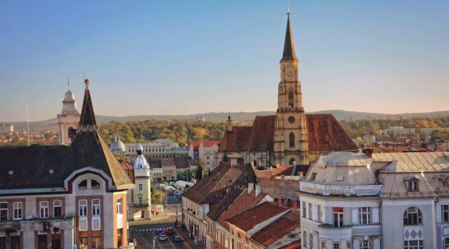 Cluj-Napoca: Turda Salt Mine & Alba Carolina Fortress Tour - Medieval lunch break: refuel without rushing your momentum