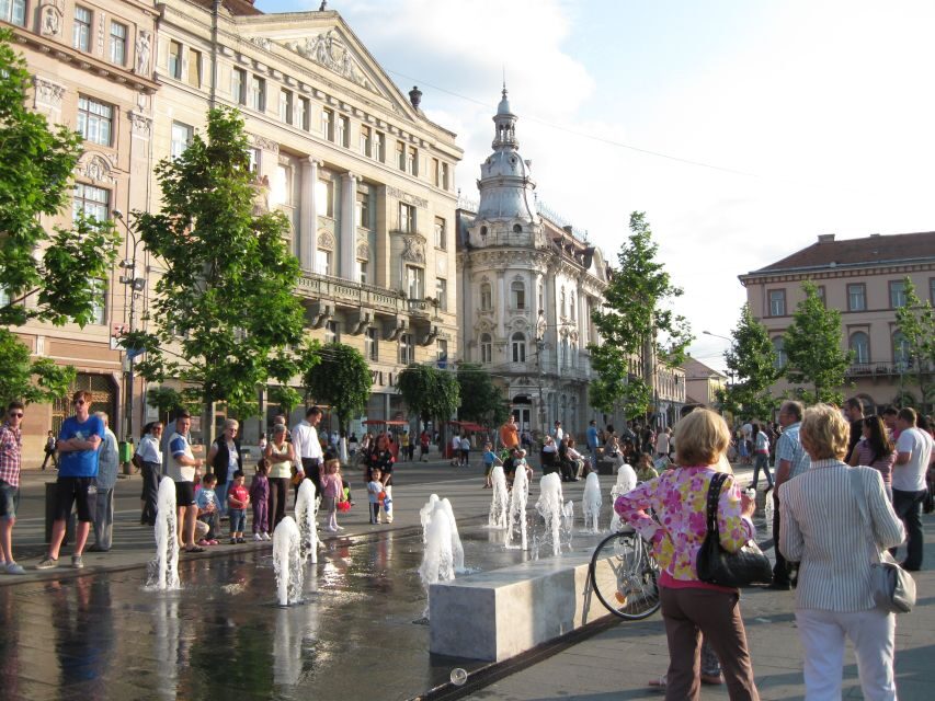 Cluj: Private City Walking Tour - The Matthia Corvin Statue: how one life connects the medieval story