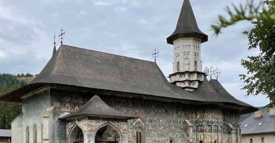 Day trip to the UNESCO Painted Monasteries from Iasi - Stop 3: Sucevița Monastery’s green frescoes and its UNESCO role