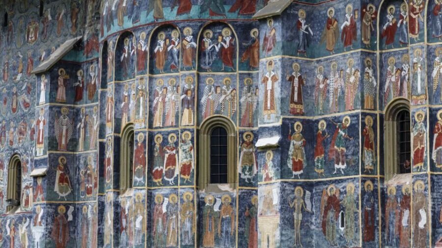 Day trip to the UNESCO Painted Monasteries from Iasi - Getting there from Iași: a full day with real travel time